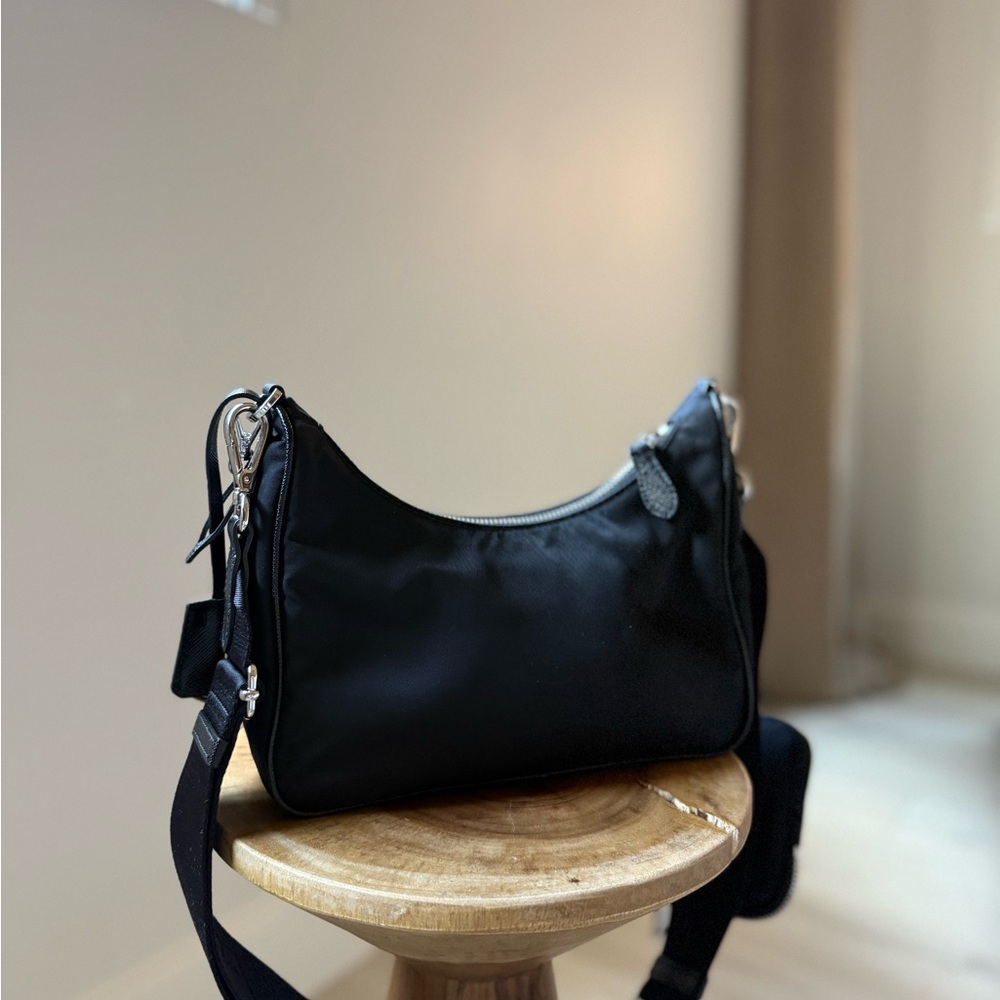 Prada Re-edition 2005 Re-Nylon bag - Picture 6 of 9